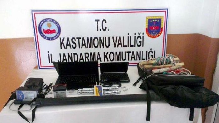Kastamonu'da kaçak kazı operasyonu