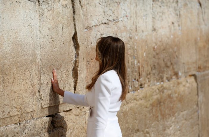 Trump Ağlama Duvarı'nda