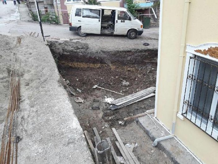 Kocaeli'de kazı yapan işçi doğalgaz borusunu patlattı