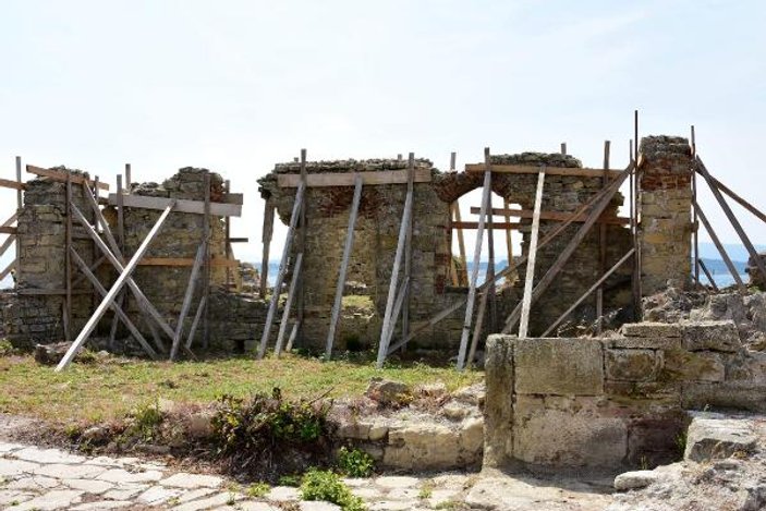 Tarihi Bigalı Kalesi'nde restorasyon