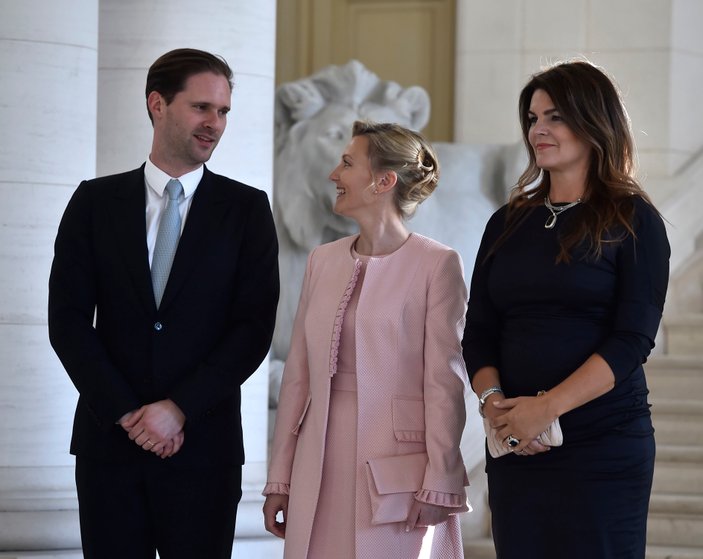 First Lady'lerin aile fotoğrafındaki tek erkek