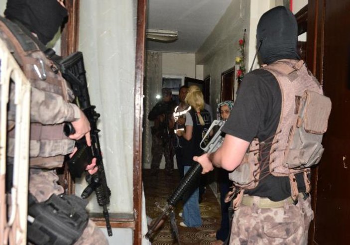 Adana'da uyuşturucu operasyonu: 11 gözaltı