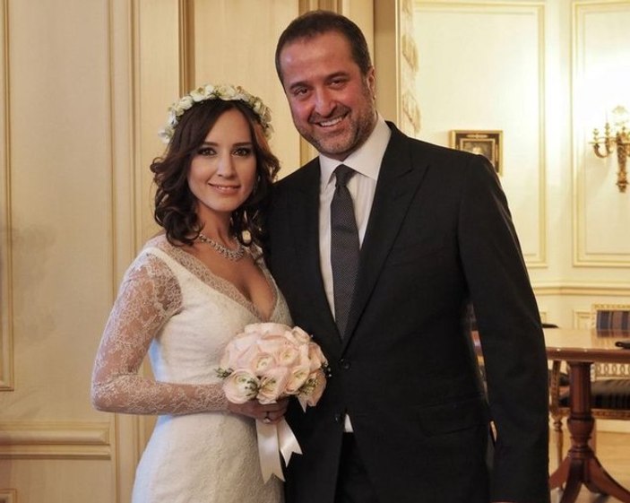 Serdar Bilgili Nazlı Çelik'i unutamıyor