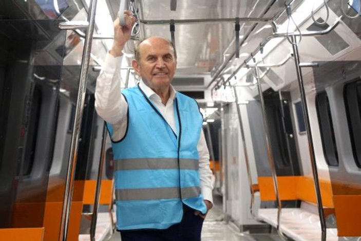 İstanbul'da yeni metro araçları raylarda