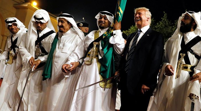 İran'dan Katar çıkışı: Trump'la kılıç dansının bir sonucu