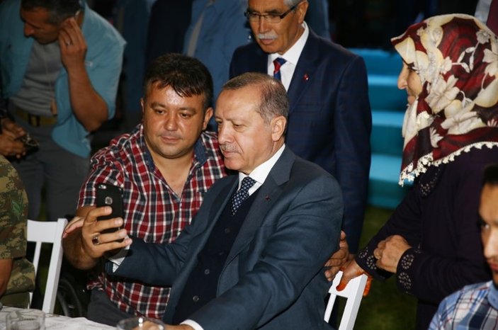 Kayseri'de Erdoğan ve Gül birlikte iftar yaptı