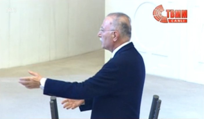 Ekmeleddin İhsanoğlu'nu Meclis'te kimse dinlemedi