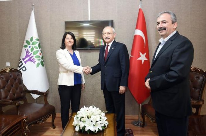 Kemal Kılıçdaroğlu HDP Genel Merkezi'nde