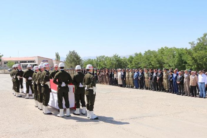 Şırnak şehitleri memleketlerine uğurlandı