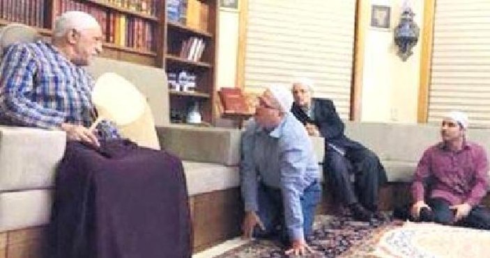 Fetullah Gülen'in eski masörü eşinden boşanıyor