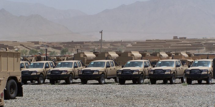 Irak'taki Afgan ordusu armalı araçların sırrı çözüldü