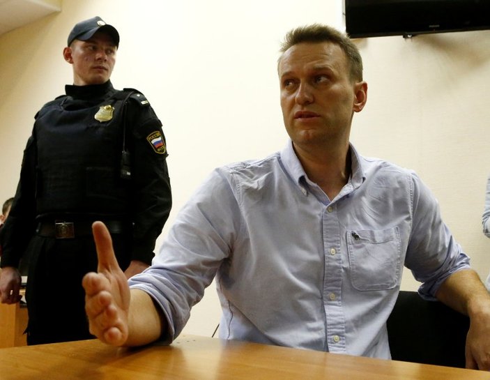 Rusya'nın muhalif lideri Navalny'e hapis cezası