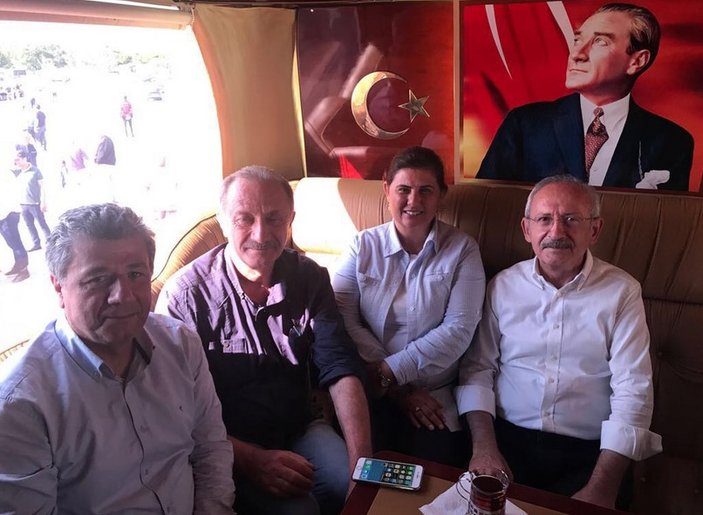 Yürüyüş sonrası Kılıçdaroğlu'nun çay keyfi