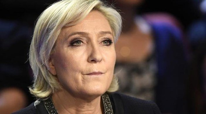 Marine Le Pen'in dokunulmazlığı kaldırıldı