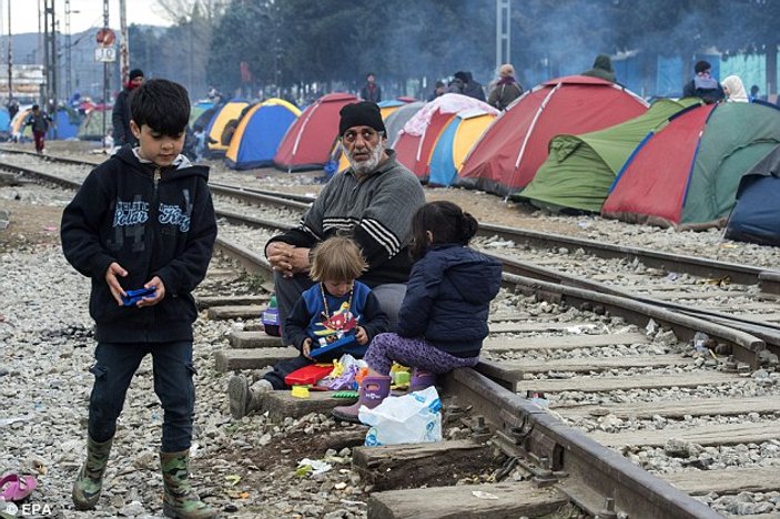 İtalya'da mülteci çocuklar sınır dışı ediliyor