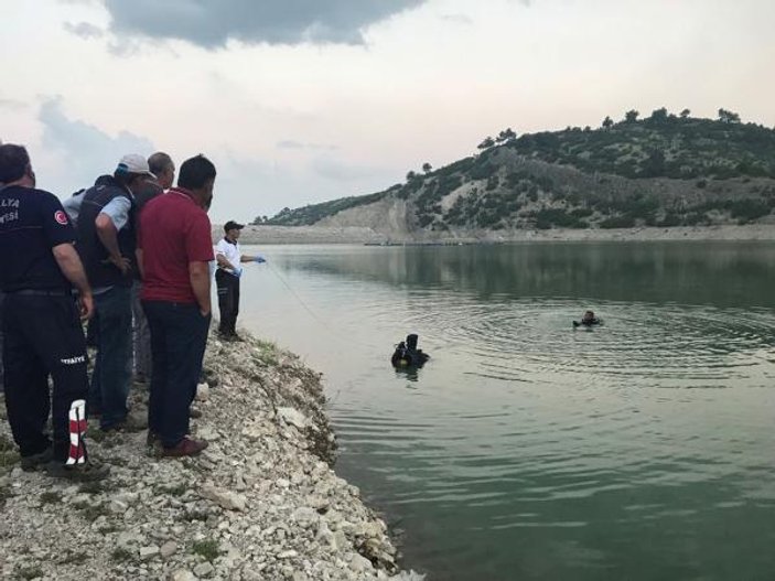 Antalya'da balık tutan genç gölette boğuldu