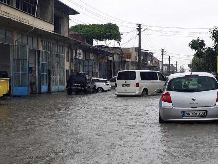 Sakarya'da su baskını