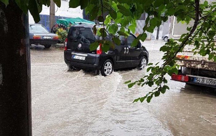 Sakarya'da su baskını