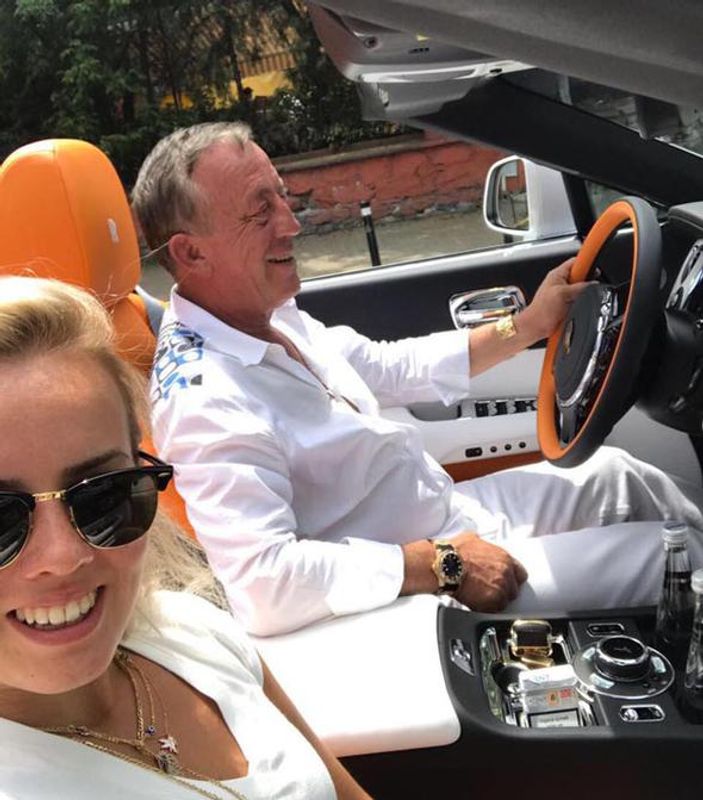 Ağaoğlu'nun Babalar Günü hediyesi