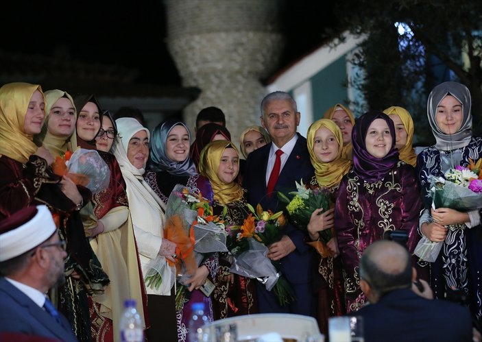 Başbakan Yıldırım Batı Trakya Türkleriyle iftarda buluştu