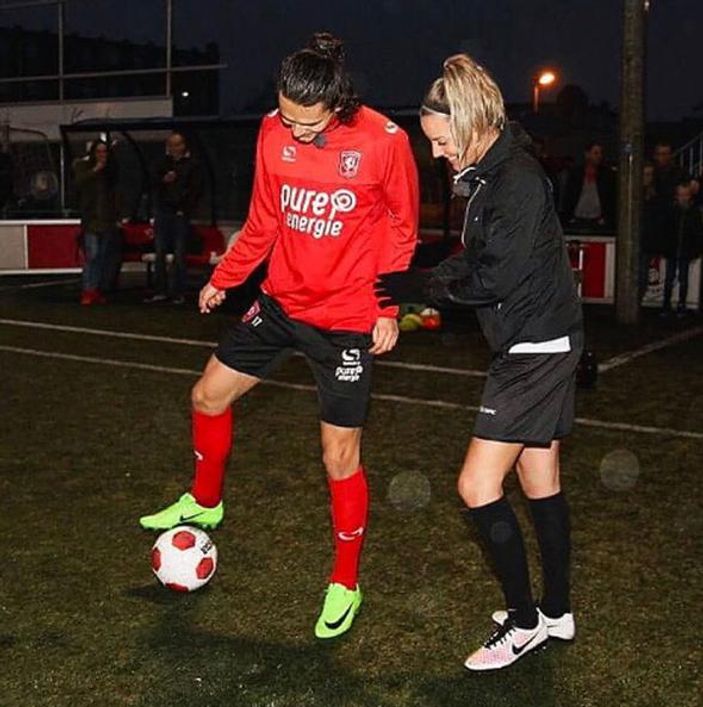 Enes Ünal'ın sevgilisi de futbolcu