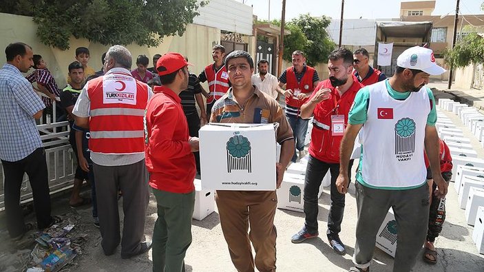 Türk Kızılayı'ndan Irak'ta gıda yardımı