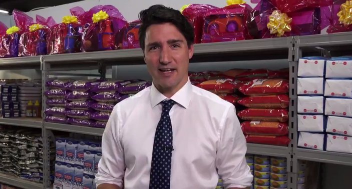 Justin Trudeau bayram kolisi hazırladı