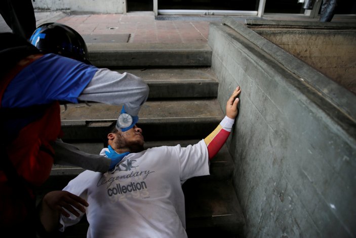 Venezuela'da Maduro karşıtlarının protestosu sürüyor