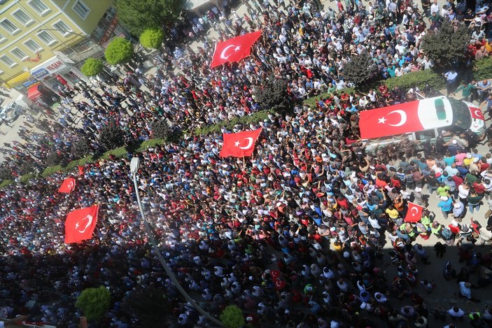 Şehit polis Dündar Karaman'da son yolculuğuna uğurlandı