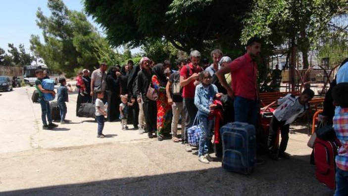 Suriyelilerin bayram ziyaretinden dönüşü sürüyor