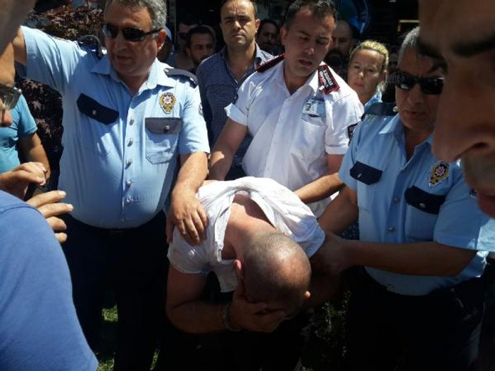 Sinop'ta tacizciyi linçten polis kurtardı