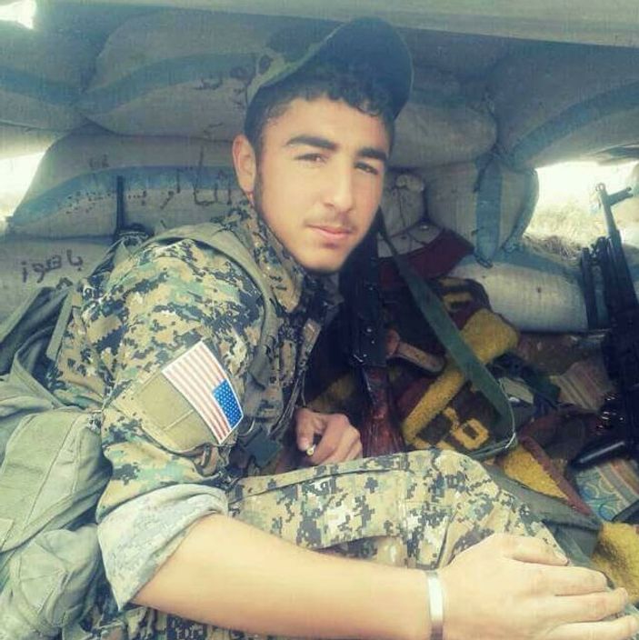 PKK'lı teröristin kolunda Amerikan bayrağı