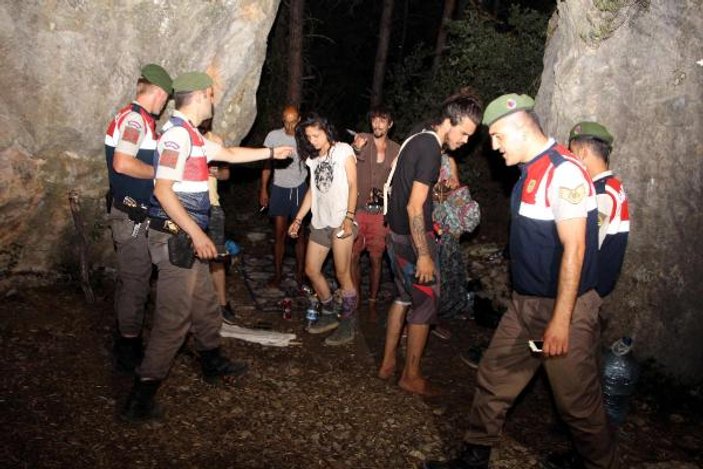 Jandarma, Muğla'da uyuşturucu aradı