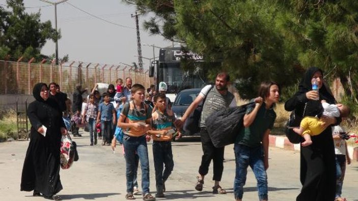 Türkiye'ye dönen Suriyelilerin sayısı 16 bini aştı