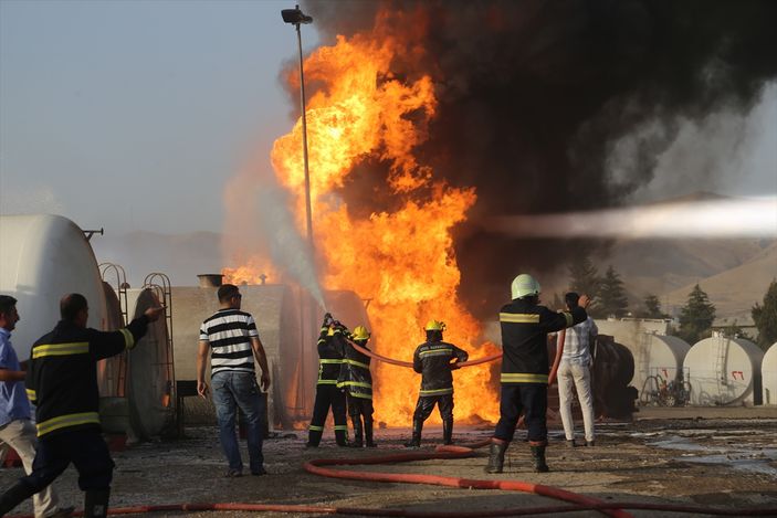 Irak'ta yakıt deposu alev aldı