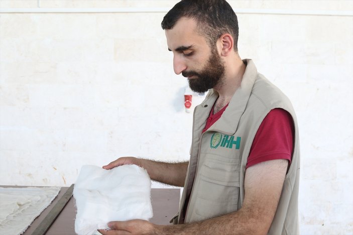 İHH'dan Suriye'ye sargı bezi fabrikası