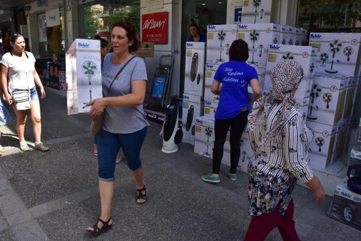 İzmir'de sıcak hava klima satışını uçurdu