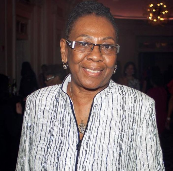 Jay Z annesinin lezbiyen olduğunu söyledi