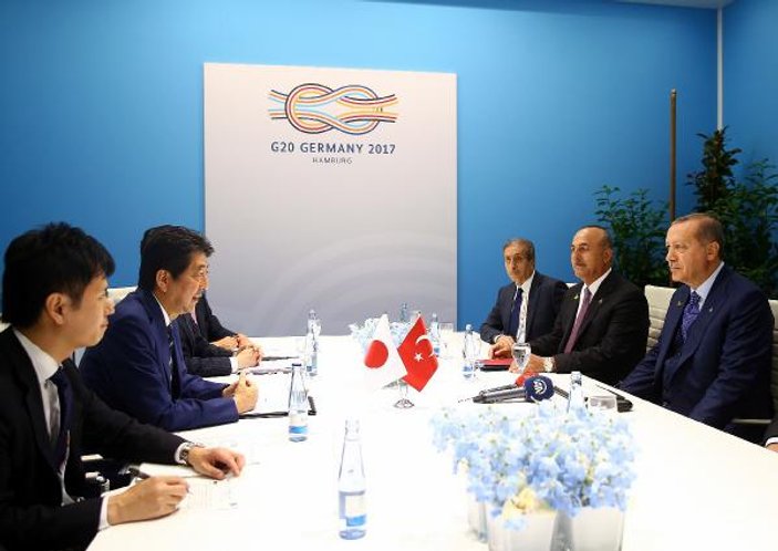 Erdoğan, Japonya Başbakanı Abe'yle görüştü