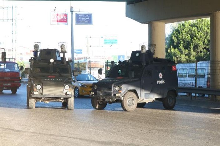 Okmeydanı Kavşağı'nda şüpheli pankart alarmı