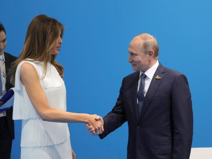 Melania Trump Putin'le sohbet etti