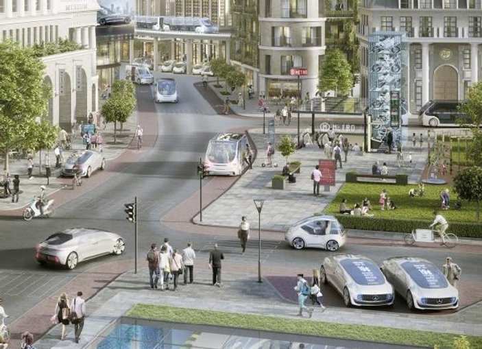 Almanya’da robot taksi uygulaması gelecek yıl başlıyor