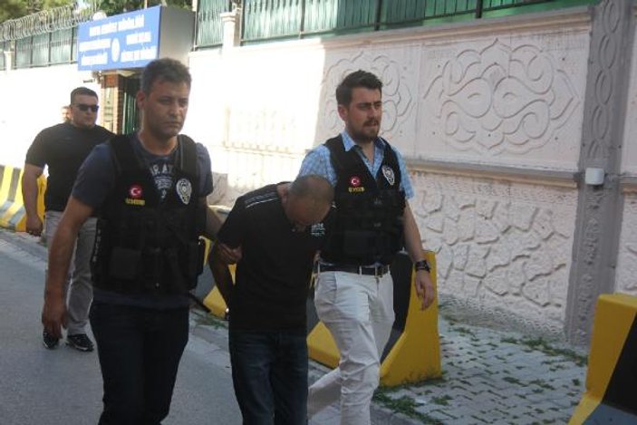 Konya'daki evden 150 kök hint keneviri ele geçirildi