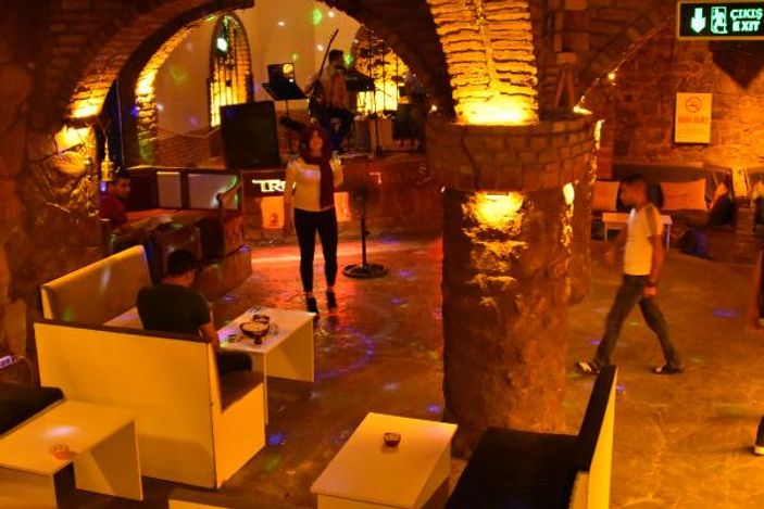 Konya'da kafelere uyuşturucu operasyonu