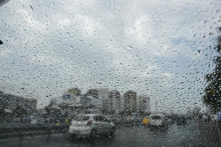 İstanbul'da sağanak yağış