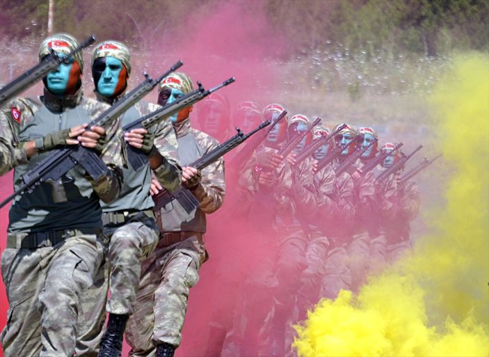 Uzman erbaşlar asayiş kursunu tamamladı