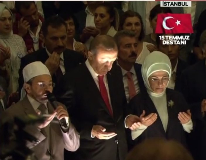 İstanbul'da Şehitler Makamı dualarla açıldı