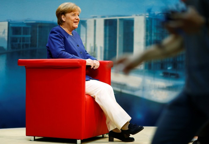 Merkel'den Konya'daki üs ile ilgili açıklama