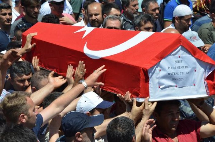 Tuzla'da şehit düşen polis, Akşehir'de toprağa verildi