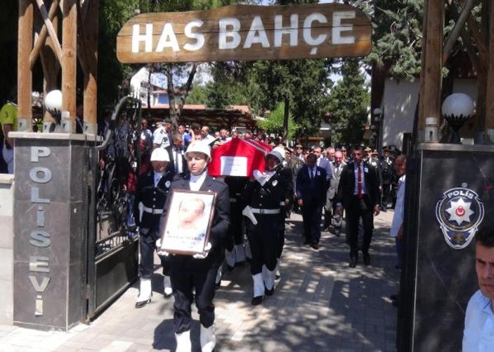 Uşak'ta şehit polis Bülbül törenle uğurlandı